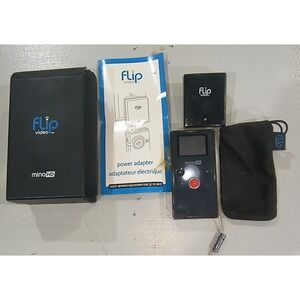Flip Video MinoHD F460B 4GB HD 720p Camcorder Black  Works Bag and Charger